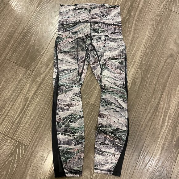 lululemon athletica Pants - Lululemon Leggings - Train Times